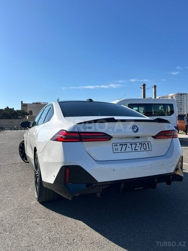 BMW i5 2024, 30,000 km - 0.0 l - Bakı