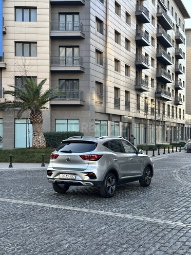 MG ZS-5