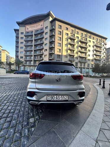 MG ZS-11
