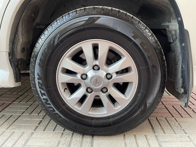 Toyota Land Cruiser 2012, 215,000 km - 4.0 л - Bakı