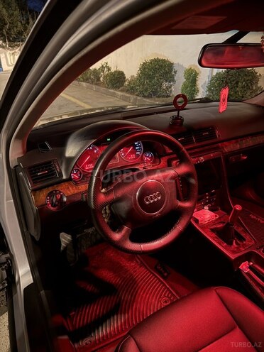 Audi A4 2002, 243,278 km - 2.0 l - Bakı