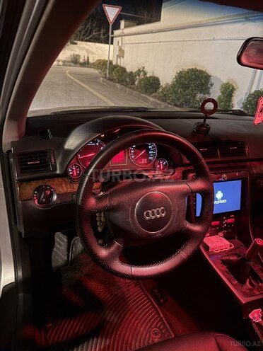 Audi A4 2002, 243,278 km - 2.0 l - Bakı