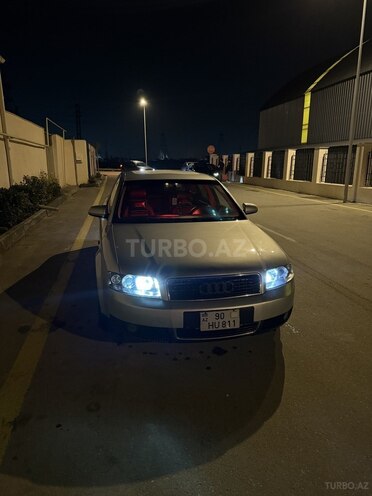 Audi A4 2002, 243,278 km - 2.0 l - Bakı