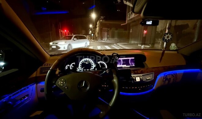 Mercedes S 350 2011, 261,000 km - 3.5 l - Gəncə