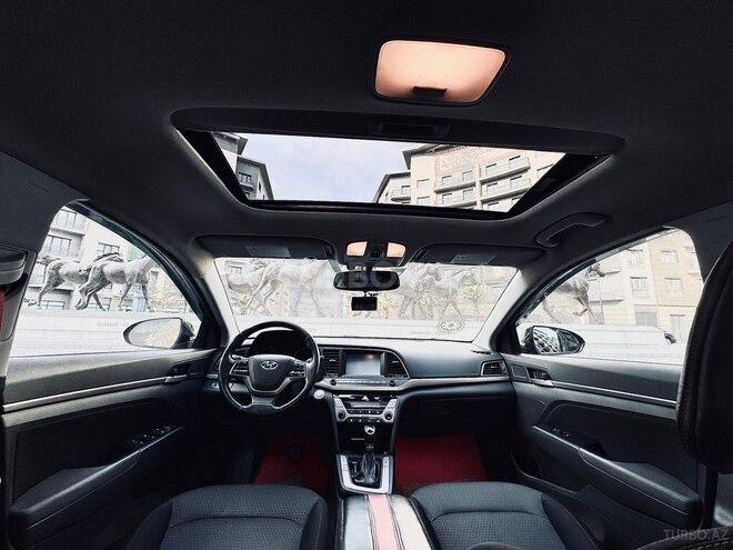 Hyundai Elantra 2018, 160,000 km - 2.0 l - Bakı