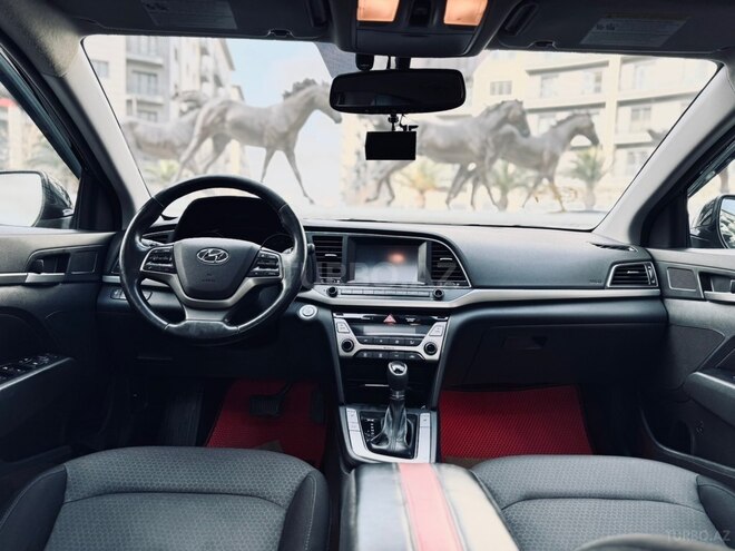 Hyundai Elantra 2018, 160,000 km - 2.0 l - Bakı