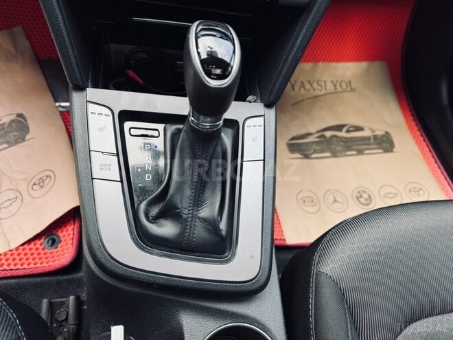 Hyundai Elantra 2018, 160,000 km - 2.0 l - Bakı