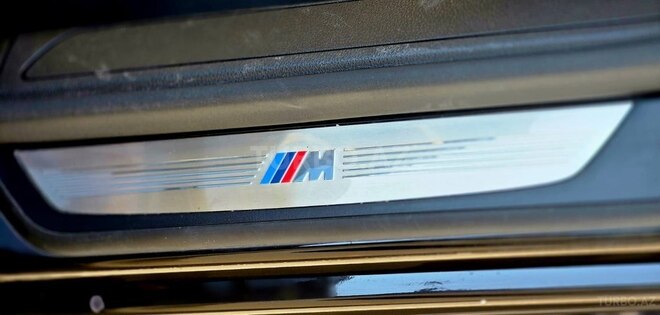 BMW 750-17