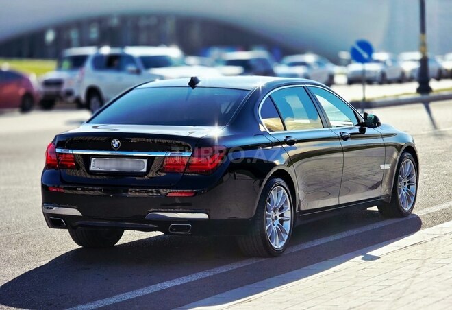 BMW 750-6