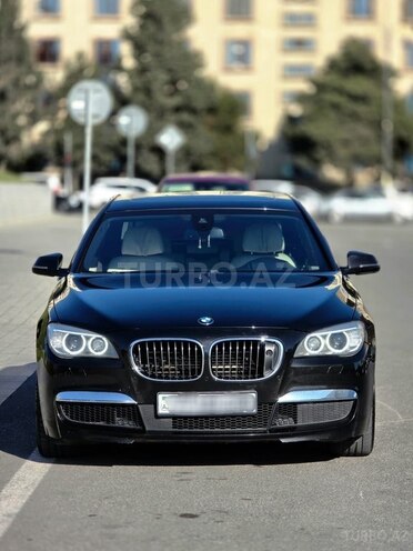 BMW 750-2