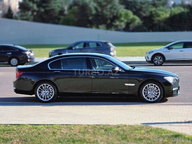 BMW 750-3