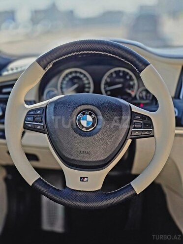 BMW 750-7