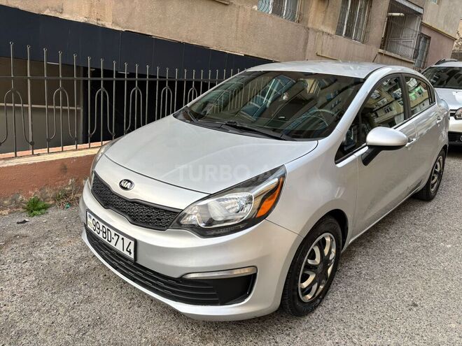 Kia Rio-1