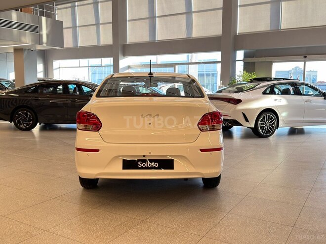 Kia Soluto-6