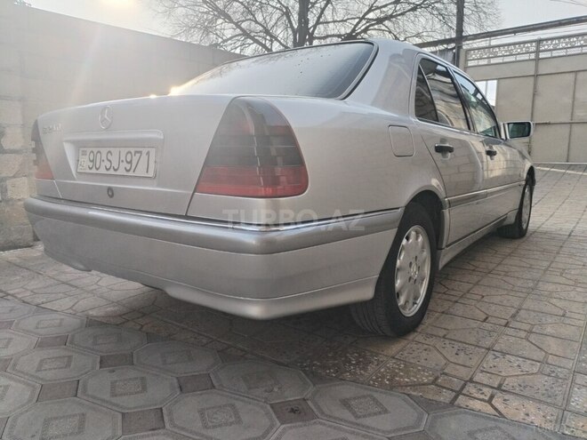 Mercedes C 240-4