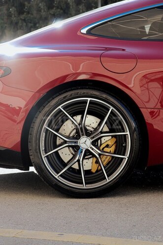 Mercedes AMG GT 43-7