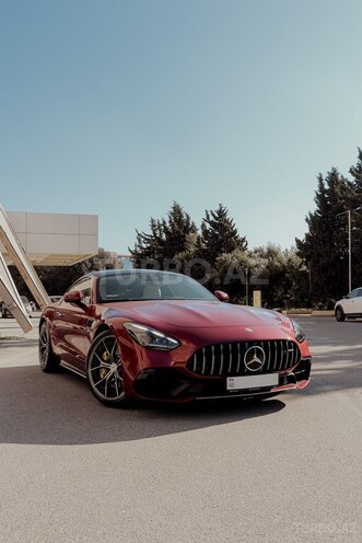 Mercedes AMG GT 43-18
