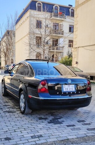 Volkswagen Passat 2003, 239,564 km - 1.8 l - Bakı