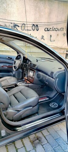 Volkswagen Passat 2003, 239,564 km - 1.8 l - Bakı