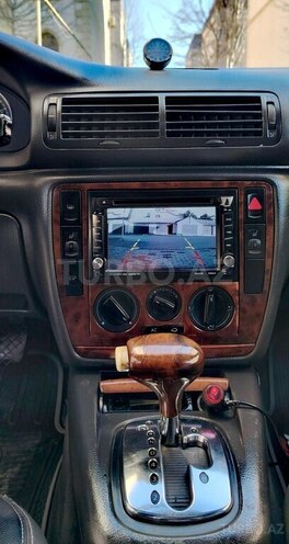 Volkswagen Passat 2003, 239,564 km - 1.8 l - Bakı