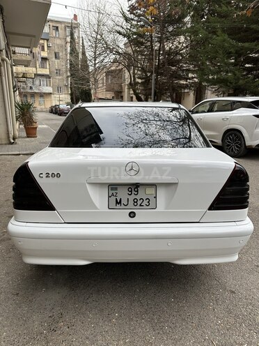 Mercedes C 200 2000, 253,000 km - 2.0 l - Bakı