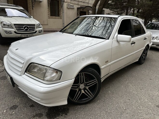 Mercedes C 200 2000, 253,000 km - 2.0 l - Bakı