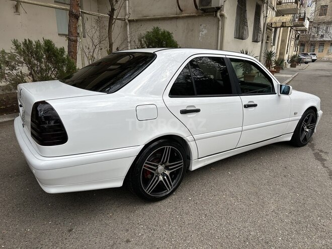 Mercedes C 200 2000, 253,000 km - 2.0 l - Bakı