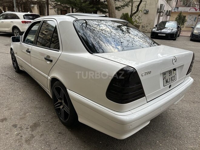 Mercedes C 200 2000, 253,000 km - 2.0 l - Bakı