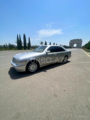 Mercedes E 220 2000, 739,848 km - 2.2 l - Gəncə