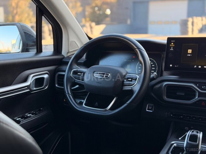 Geely Okavango-10