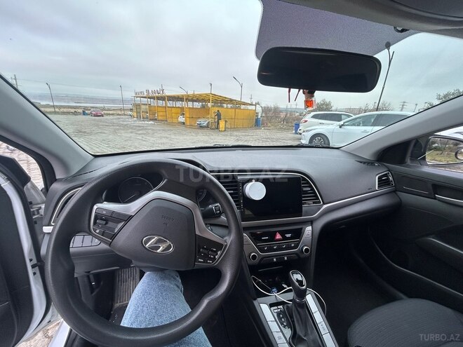 Hyundai Avante 2016, 173,836 km - 1.6 l - Bakı