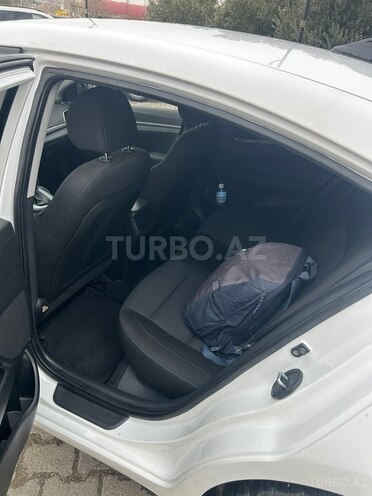 Hyundai Avante 2016, 173,836 km - 1.6 l - Bakı