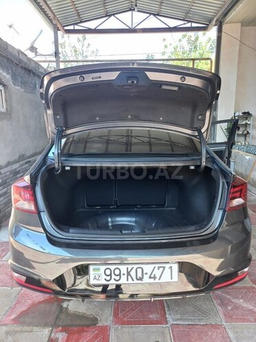 Hyundai Elantra 2019, 143,000 km - 2.0 l - Bakı