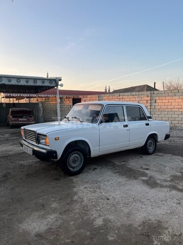 LADA (VAZ) 2107 2009, 25,000 km - 1.6 l - Sabirabad