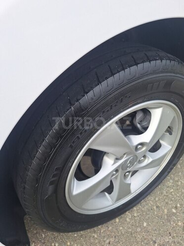 Hyundai Avante 2015, 220,000 km - 1.6 л - Bakı