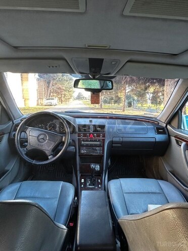 Mercedes C 230 1997, 569,708 km - 2.3 l - Bakı