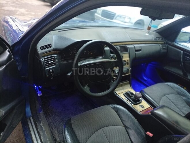 Mercedes E 200 1996, 525,235 km - 2.0 l - Bakı
