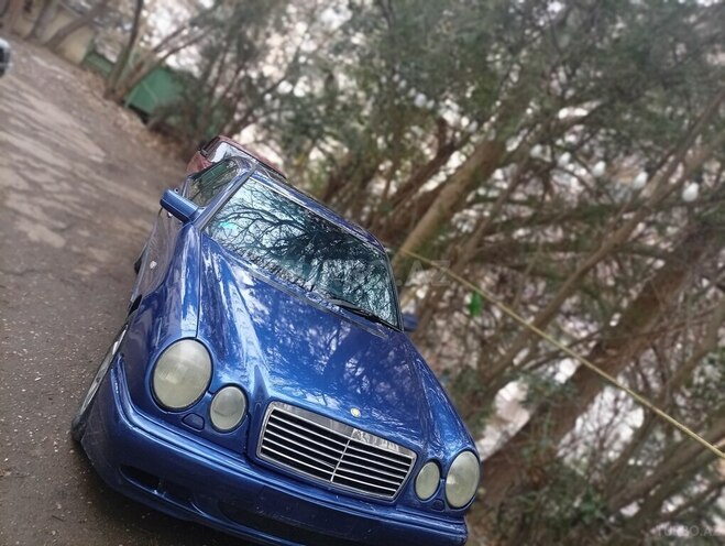 Mercedes E 200 1996, 525,235 km - 2.0 l - Bakı