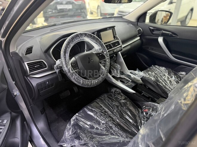 Mitsubishi Eclipse Cross-8