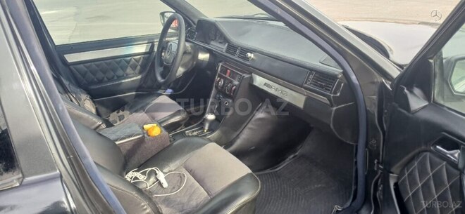 Mercedes E 220 1994, 321,456 km - 2.2 л - Bakı