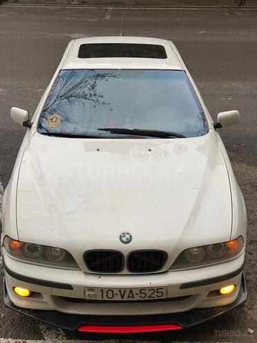 BMW 528 2003, 260,000 km - 2.8 l - Bakı