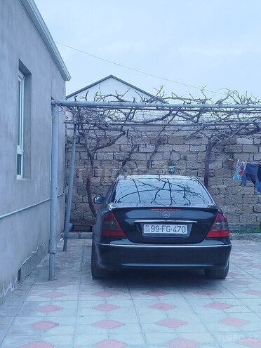 Mercedes E 220-18