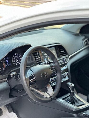Hyundai Elantra 2019, 168,981 km - 2.0 l - Bakı