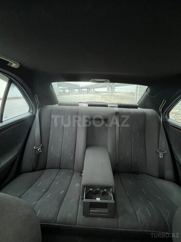 Mercedes E 240 1999, 458,000 km - 2.4 l - Bakı