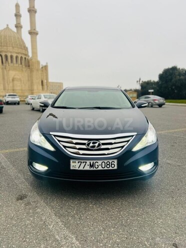 Hyundai Sonata-1