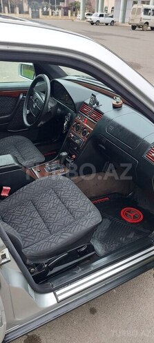 Mercedes C 220 1996, 228,321 km - 2.2 l - Cəlilabad