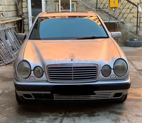 Mercedes E 320 1996, 123,658 km - 3.2 l - Bakı