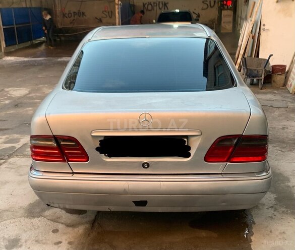Mercedes E 320 1996, 123,658 km - 3.2 l - Bakı