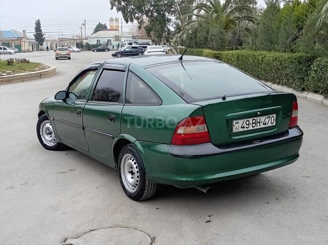 Opel Vectra 1996, 398,000 km - 1.8 l - Sumqayıt