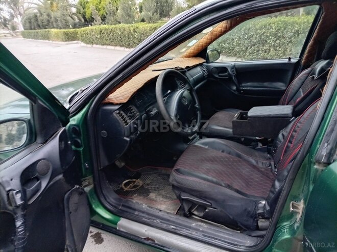 Opel Vectra 1996, 398,000 km - 1.8 l - Sumqayıt